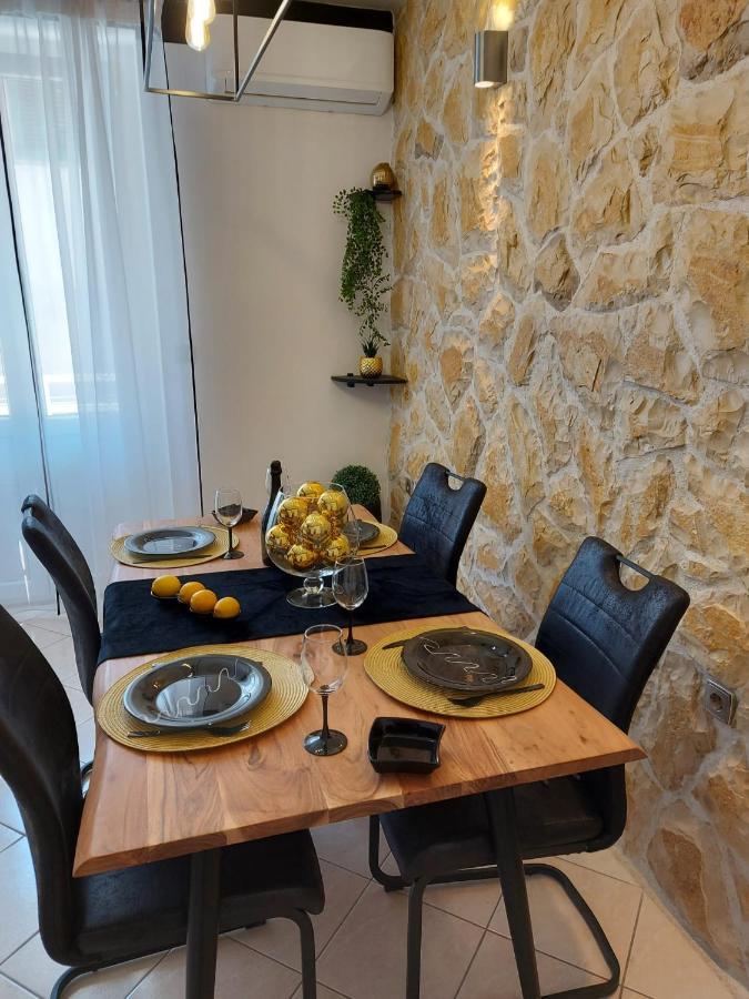 Split Luxury Oasis Apartment Ngoại thất bức ảnh