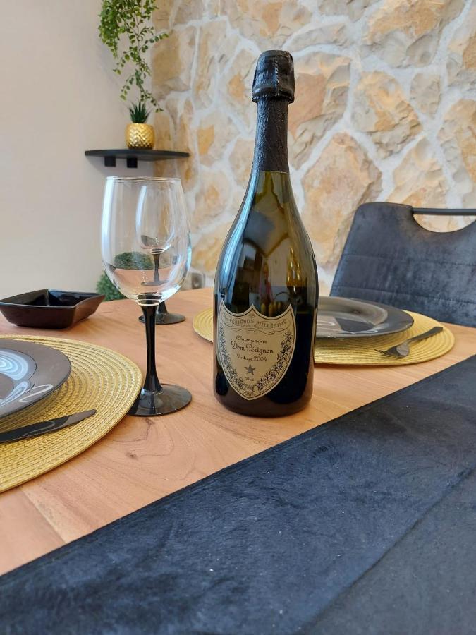 Split Luxury Oasis Apartment Ngoại thất bức ảnh